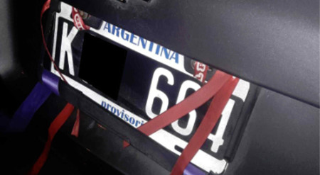 Corrientes: tras persecusión, secuestran un auto con patente adulterada