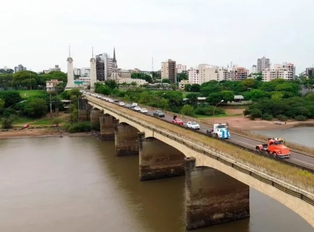 Un hombre murió tras cruzar un puente que une Corrientes con Brasil